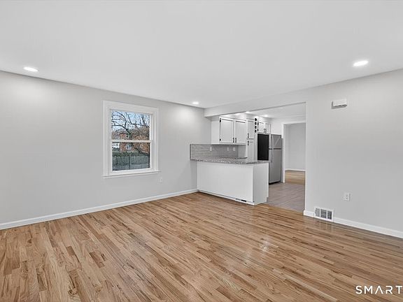 2nd image of 321 Franklin Road