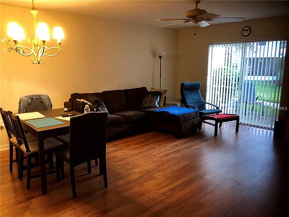 3rd image of 411 Tradition Ln