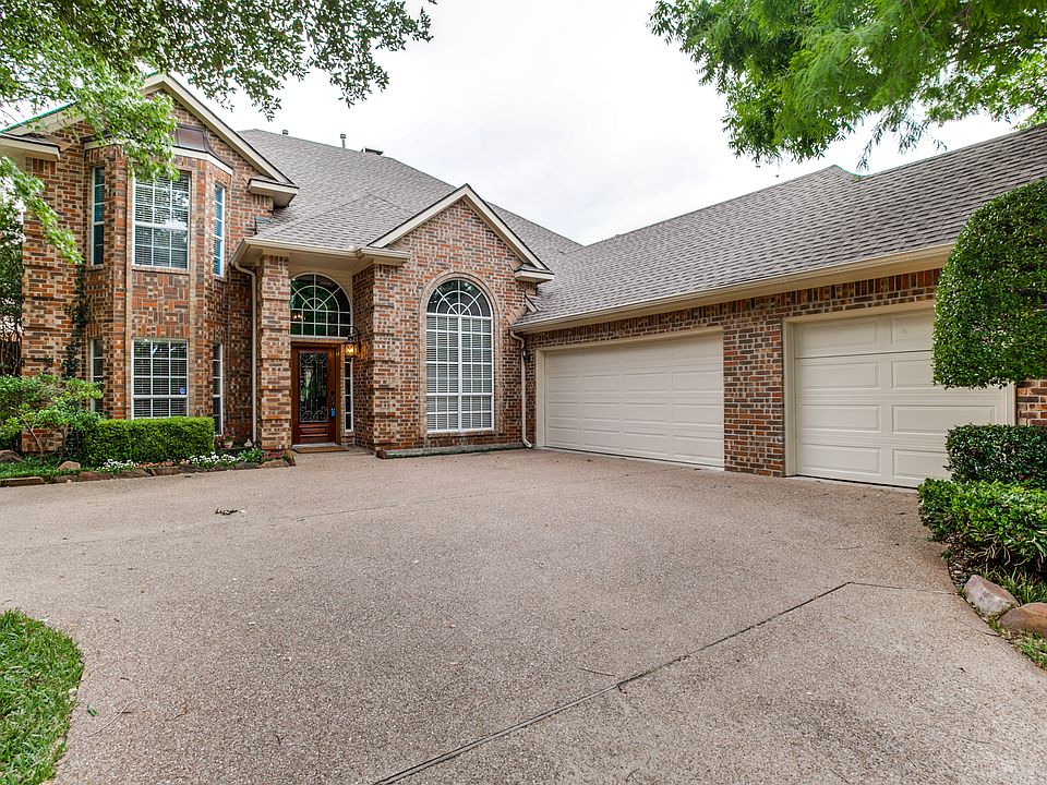 1st image of 2622 Greenway Dr
