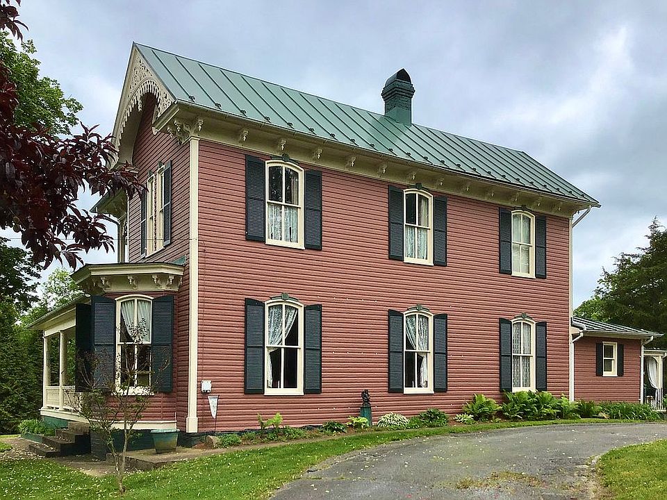 1st image of 148 S Court St