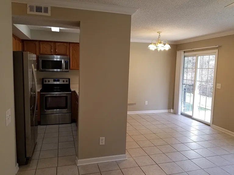 1001 Bitty Cir #C14 — Photo 14
