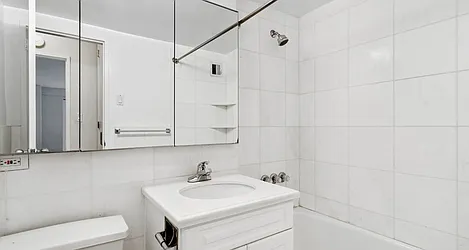 Rented by (Legacy) Elegran