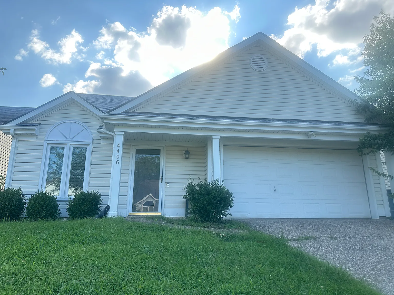 4406 Spring Bay Ct — Photo 1
