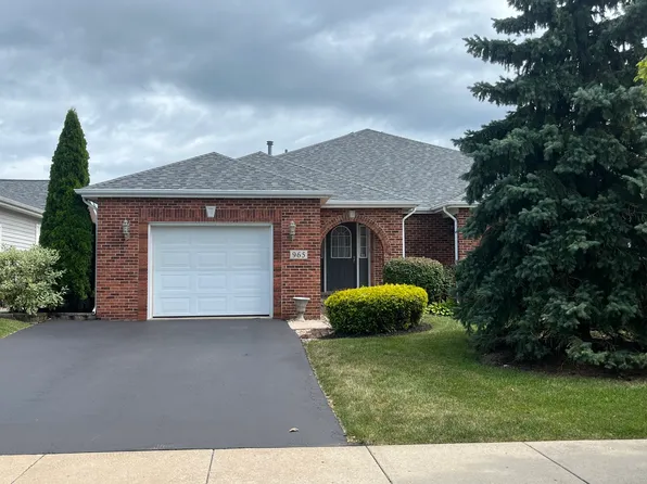 965 Keenan Ln, Beecher, IL 60401
