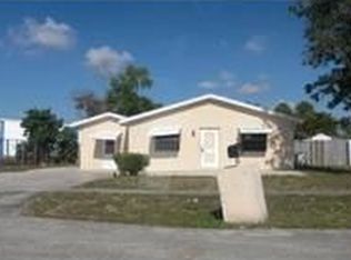 7313 SW 3rd Ct, North Lauderdale, FL 33068