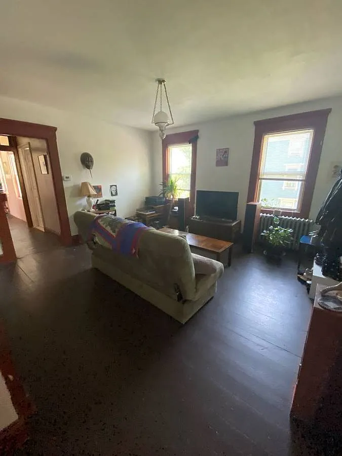 3 bed, 1500 sqft, $1,699 — Photo 1