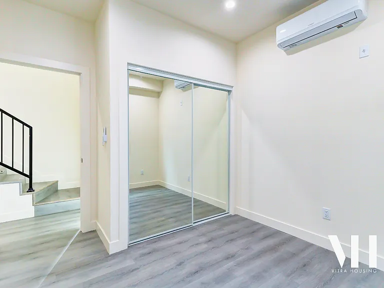 1032.75 | Five Bedroom, Four Bath| Detached Home