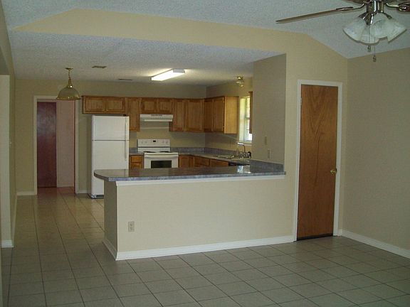 4th image of 317 Seal Ave #B