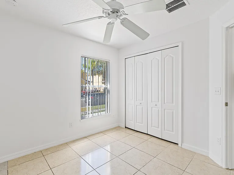 108 Sundown Ct — Photo 15
