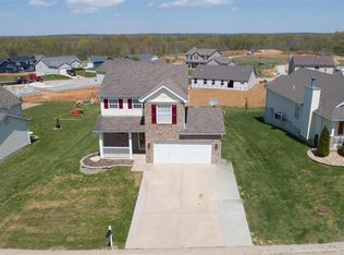 9 River Rock Dr, Moscow Mills, MO 63362