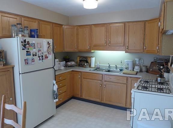 4th image of 4402 W Capri Ct