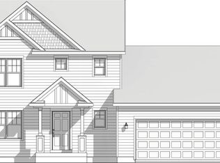 W197N16682 Ridgeway Dr, Jackson, WI 53037