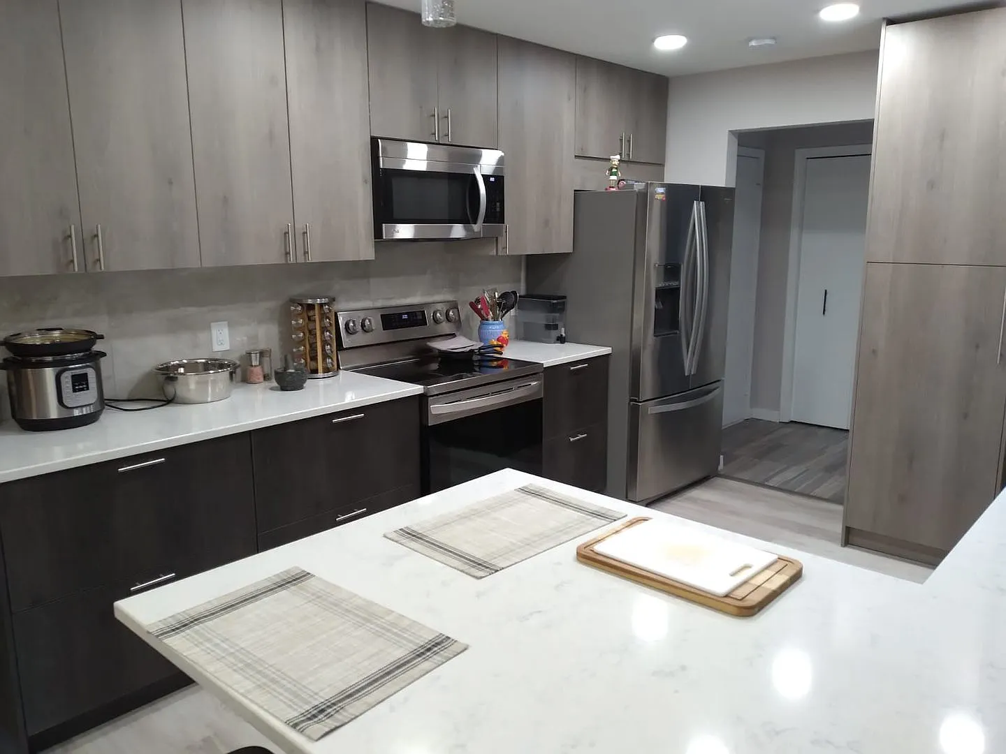 702 Westward Drive — Photo 3