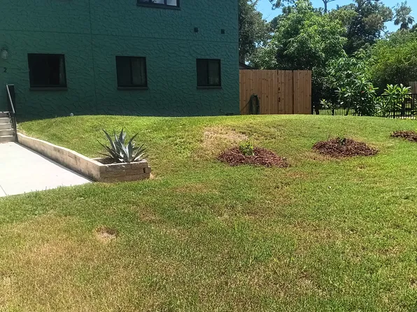 269 Estil Dr #2, Nokomis, FL 34275
