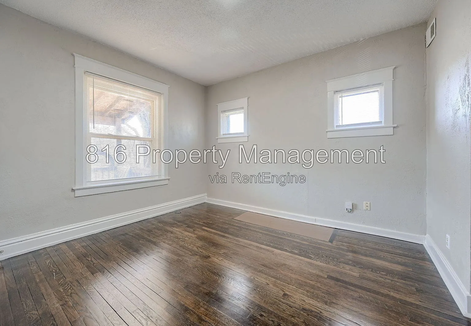 1 bed, 1.0 bath, 500 sqft, $825 — Photo 2