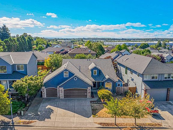 3rd image of 3755 NE 203rd Ave