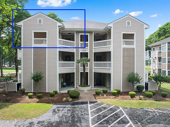3rd image of 213 Kings Trail # 1005