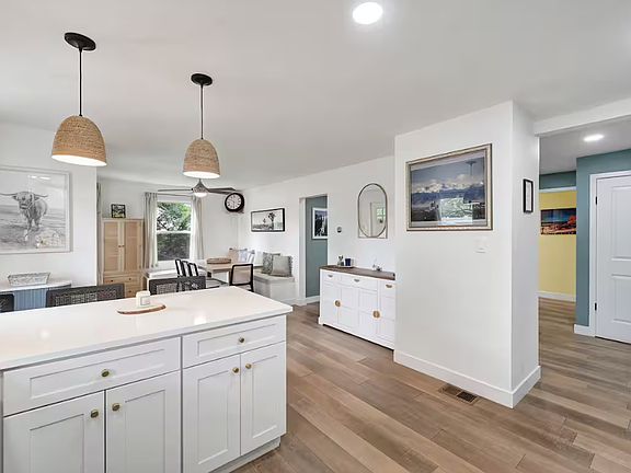 5th image of 1021 Hazel Ct