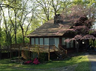 1953 Acacia Club Rd, Hollister, MO 65672