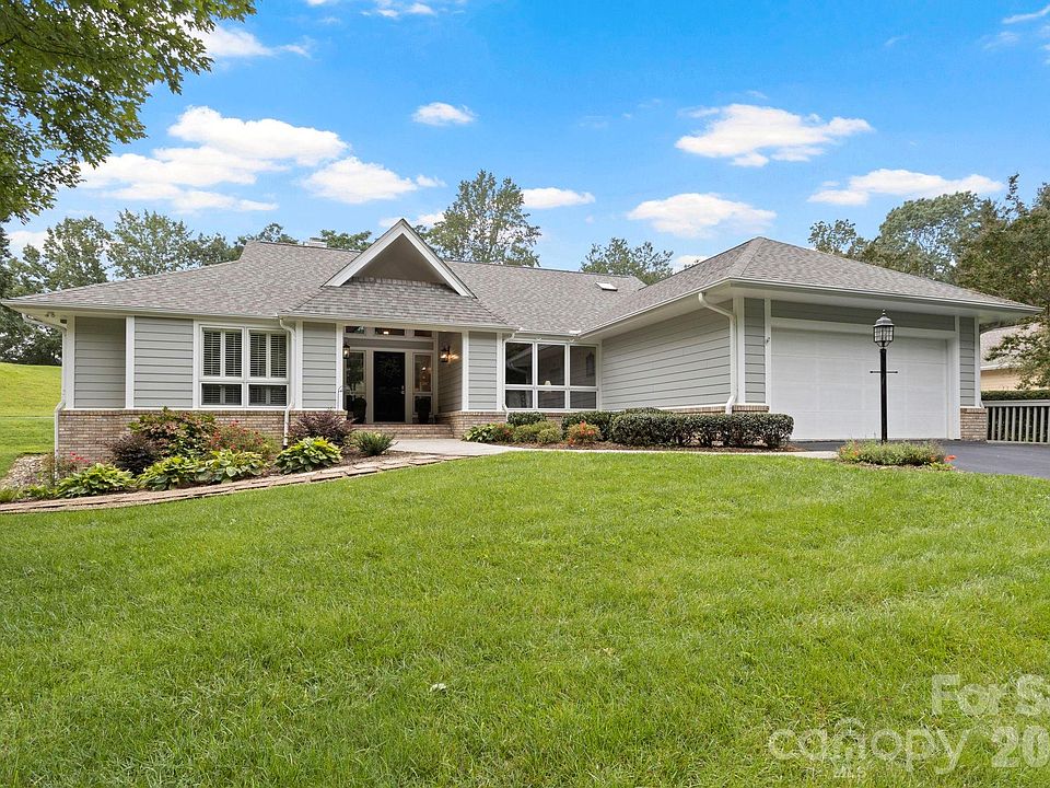 1st image of 128 Broadmoor Dr