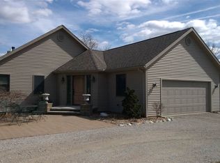 80 Ln 650c Snow Lk, Fremont, IN 46737