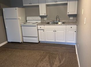 1006 Forest Ct #B08-1052-0, Kansas City, KS 66103