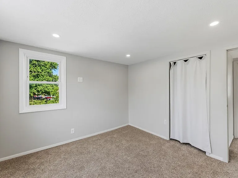 6 Wade St — Photo 1