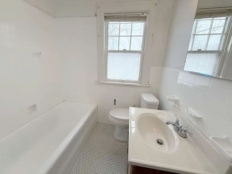 18231 Winslow Rd — Photo 16