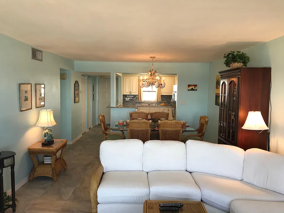 1230 Gulf Blvd #1803