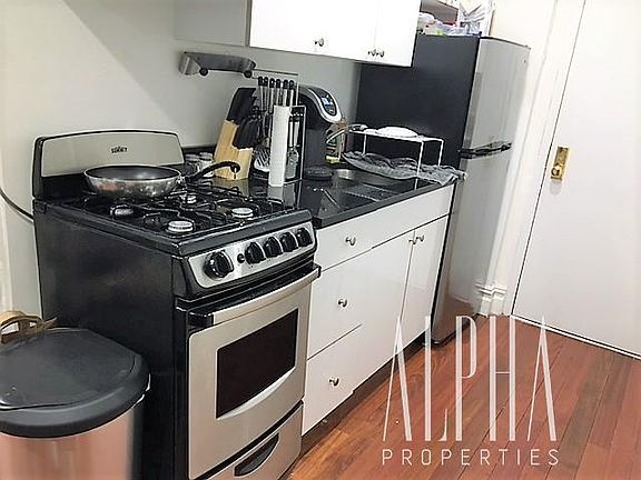 5th image of 150 E 3rd St APT 4D