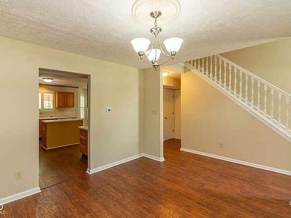 4th image of 4854 Oakleigh Pkwy