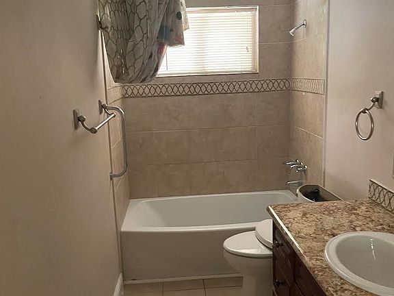 4th image of 5842 Effingham Dr