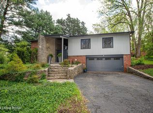 223 Choctaw Rd, Indian Hills, KY 40207