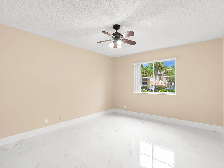 9855 Westview Dr #714 — Photo 21