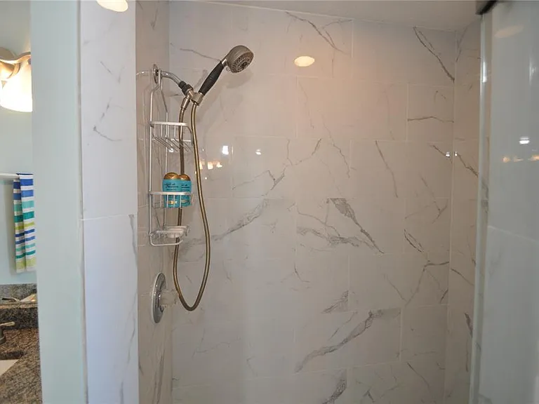 16 Cedarwood Ct — Photo 20