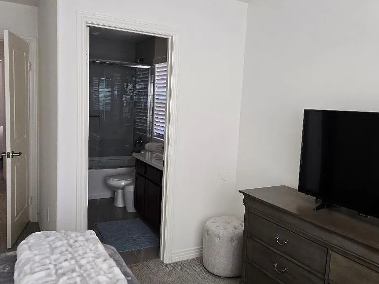 52430 Hawthorn Ct — Photo 17