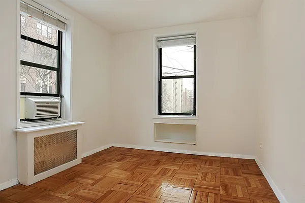 Sold by Corcoran | media 8