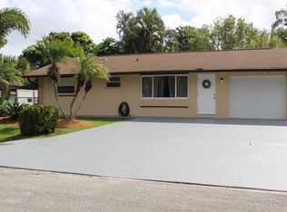 3034 SE Banyan St, Stuart, FL 34997