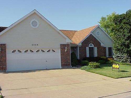 1st image of 2489 Cripple Creek Dr
