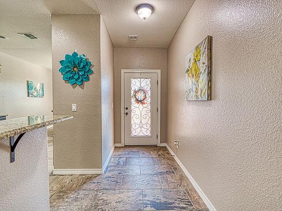 5th image of 322 Silverhill Pl