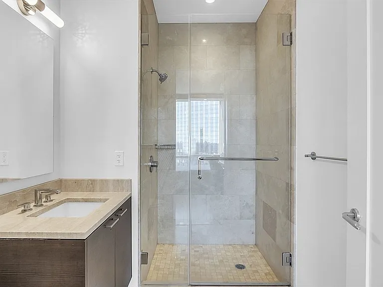 1 Franklin St #4606 — Photo 22