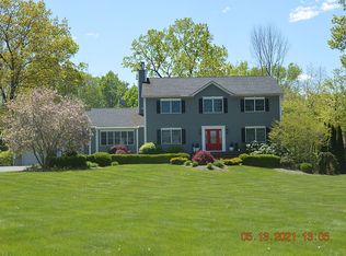 13 Sutherland Dr, Highland Mills, NY 10930