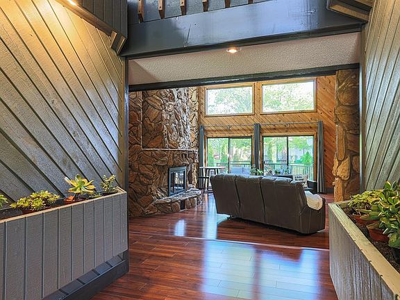 4th image of 5688 Eagle Nest Ct
