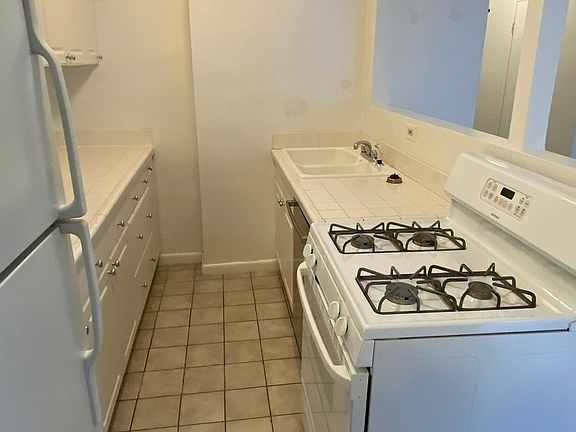 5th image of 392 Central Park W APT 1Y