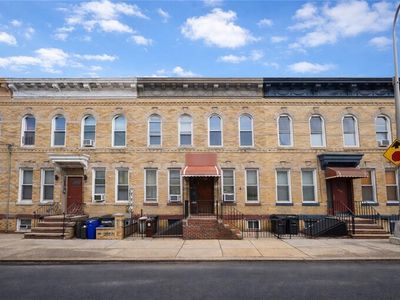 6031 67th Ave, Ridgewood, NY, 11385