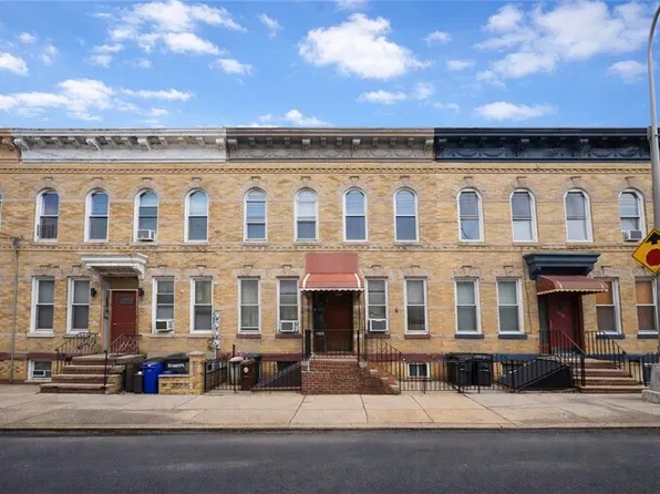 6031 67th Ave, Ridgewood, NY 11385
