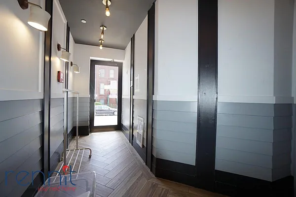 Rented by Rennit Inc. | media 74