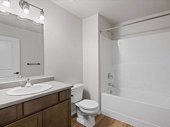 3rd image of 6405G Chapel Hill Blvd #G202