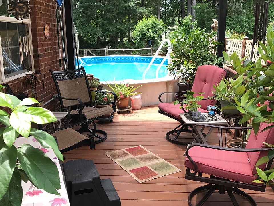 1st image of 3907 Firethorn Ln