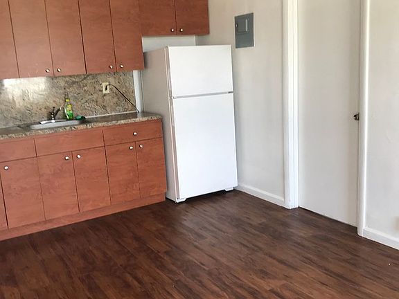 3rd image of 7931 NW 36th Pl #Np-7940-04